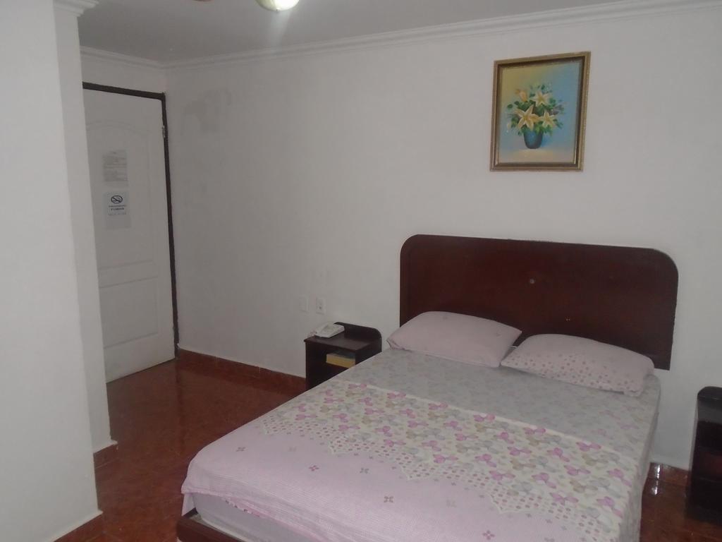 Residencial Mexico Hotel Panama City Exterior photo