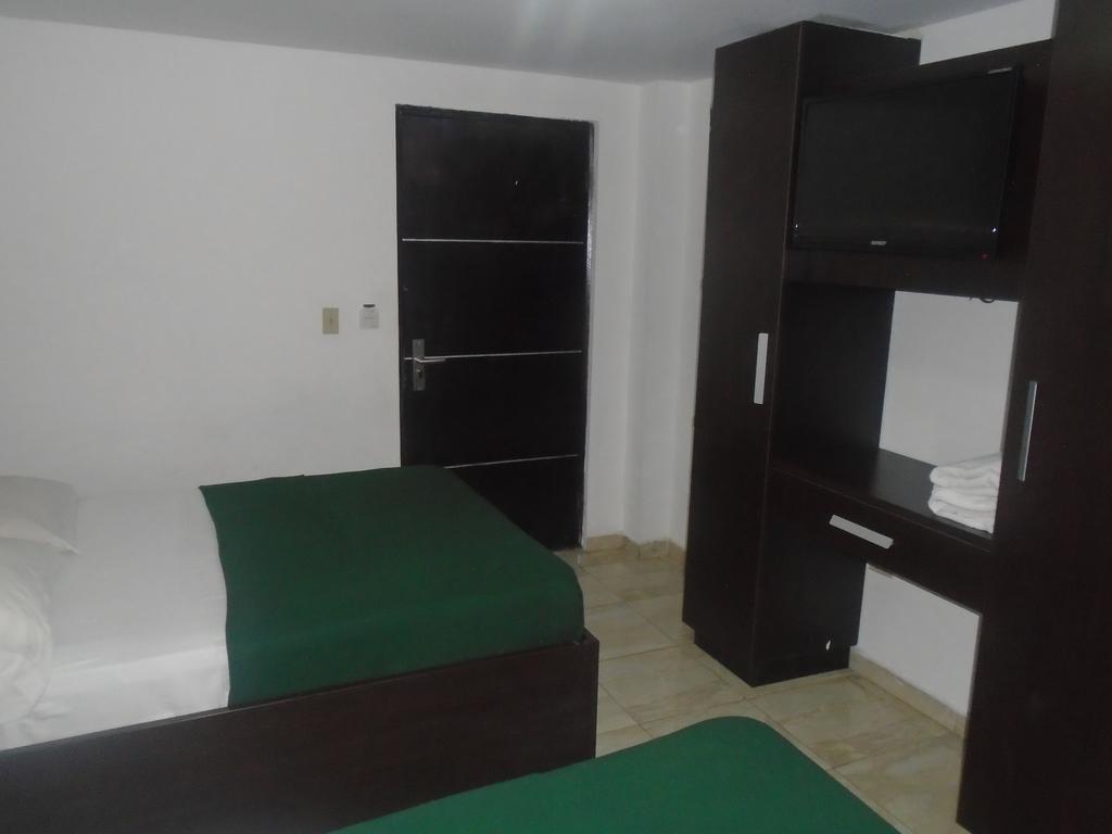 Residencial Mexico Hotel Panama City Exterior photo